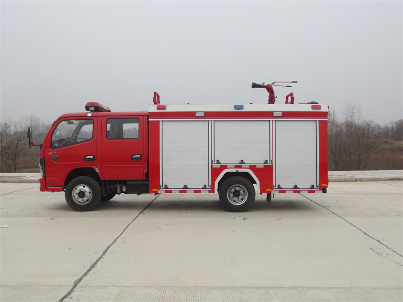 東風多利卡消防車(2.5噸)圖片